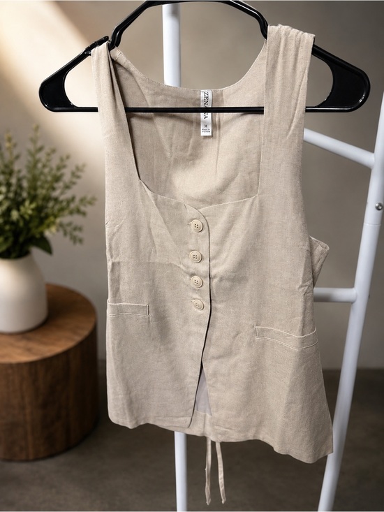 Zenana Outfitters Tops - Zenana Linen-Blend Sleeveless Button Front Top in Beige